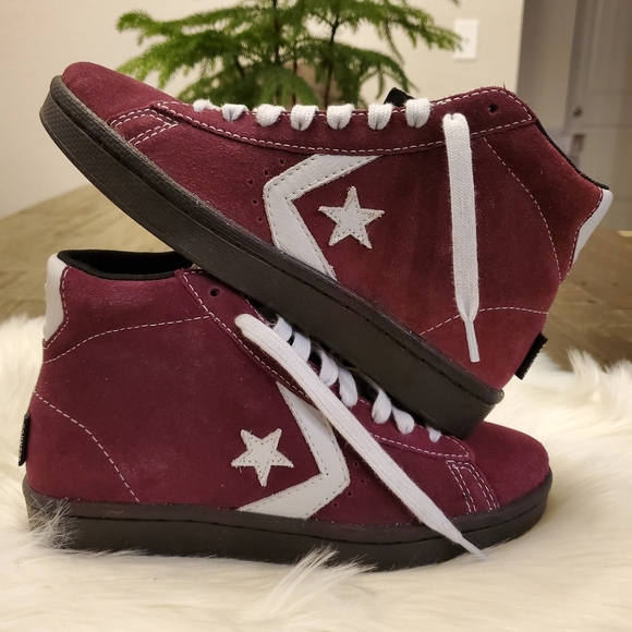 converse pro leather suede